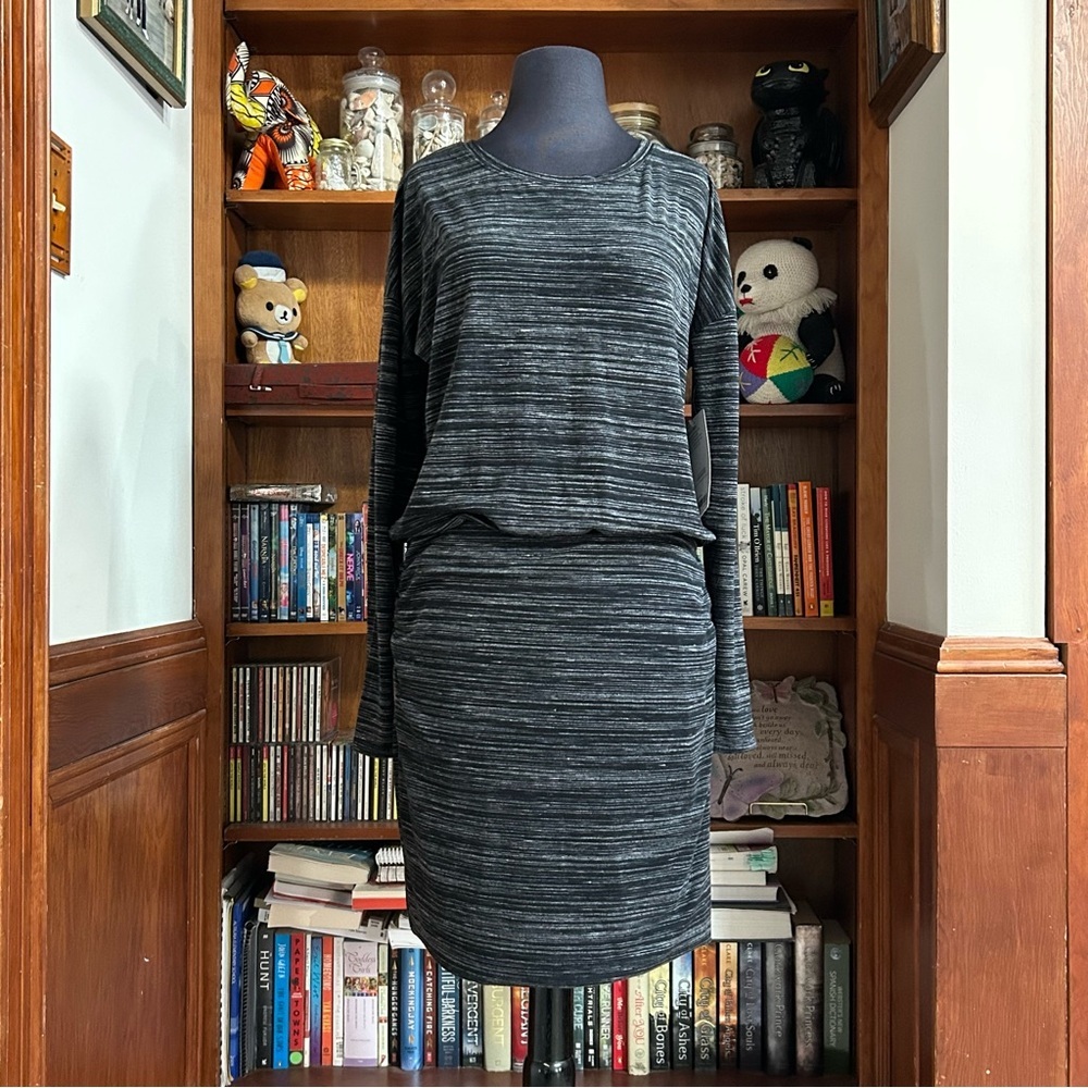 Athleta Avenues Ruched Dress - Medium
